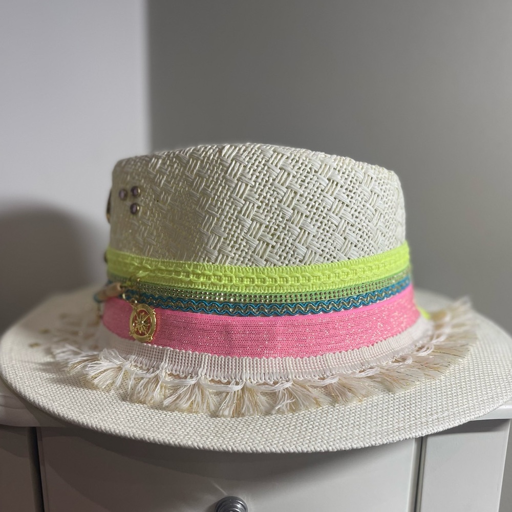 Brand new Hand Made Paper Hat - Picture 10 of 12